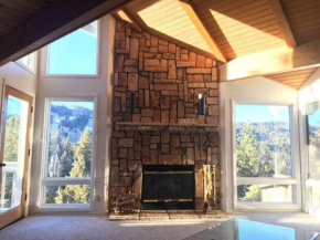 Amazing View Cabin w Spa Slope Views by Ski Base Big Bear Lake